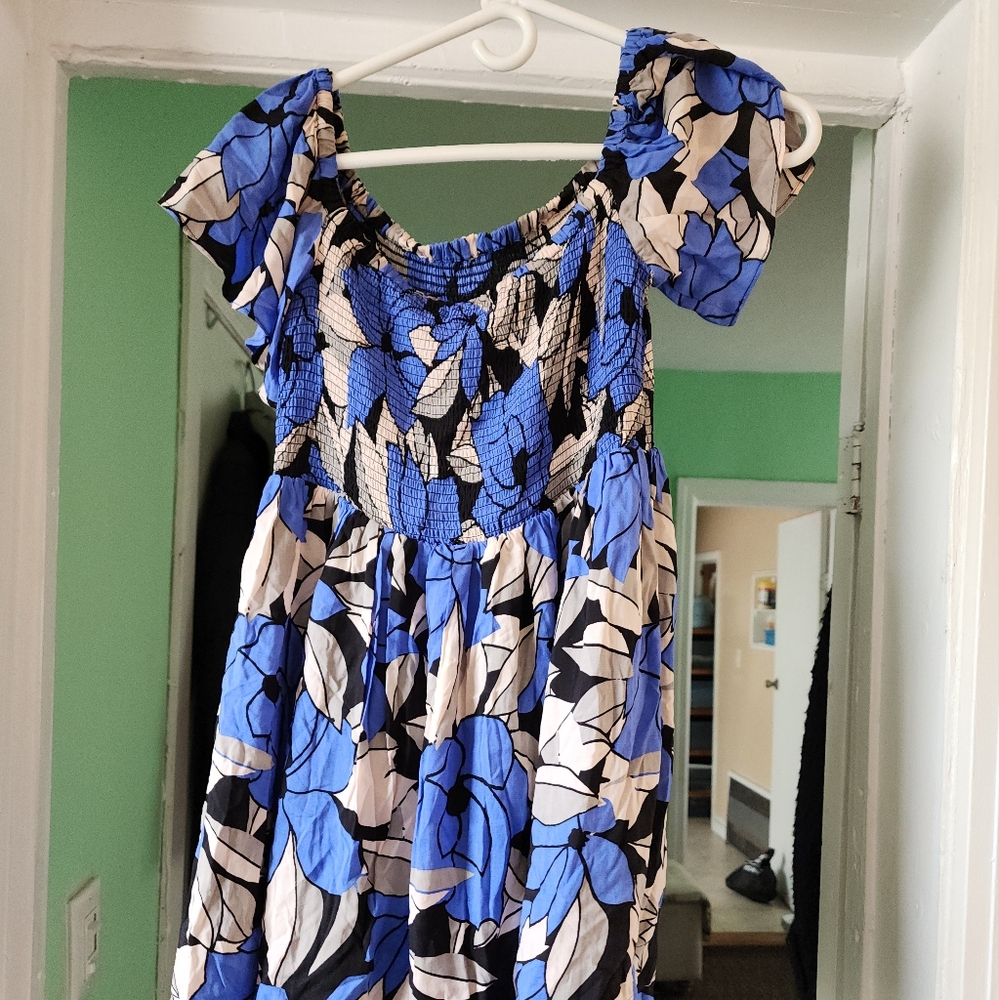 Free people short stretchy summer dress. - Picture 2 of 8